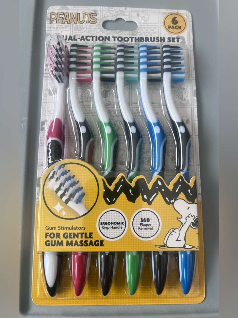 Peanuts 6-Pack Dual-Action Toothbrush Set – Multi-Color bold handle soft bristle